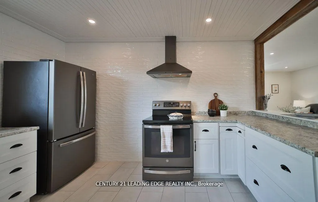 Photo 10 of 3 Crombie Place, Halton Hills, Georgetown — HOMEH