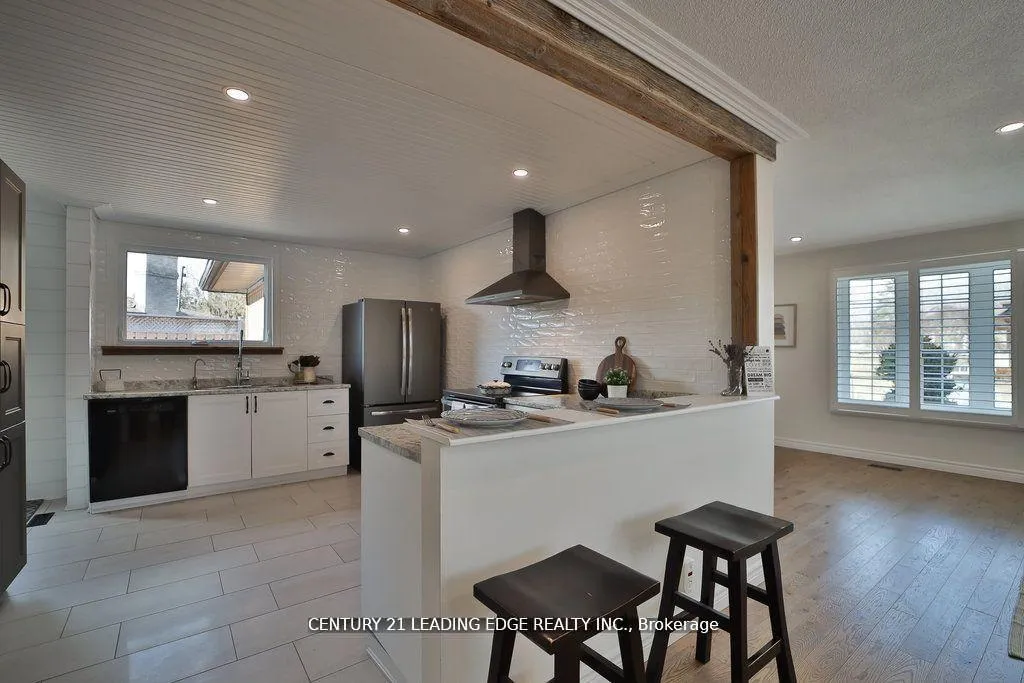 Photo 20 of 3 Crombie Place, Halton Hills, Georgetown — HOMEH