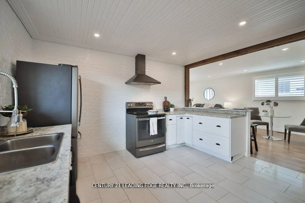 Photo 23 of 3 Crombie Place, Halton Hills, Georgetown — HOMEH