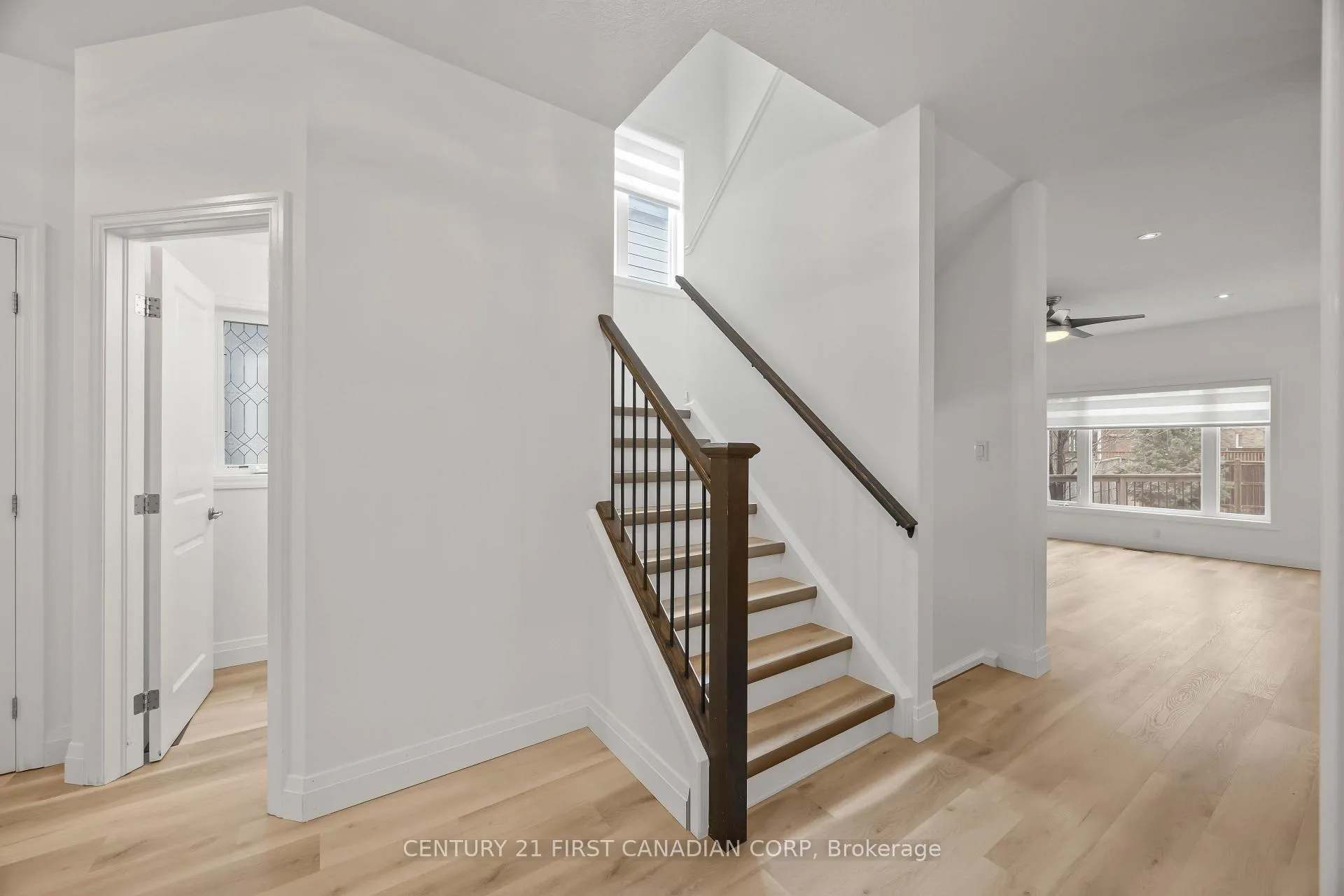 Photo 5 of 3079 Pomeroy Lane, London, South V — HOMEH