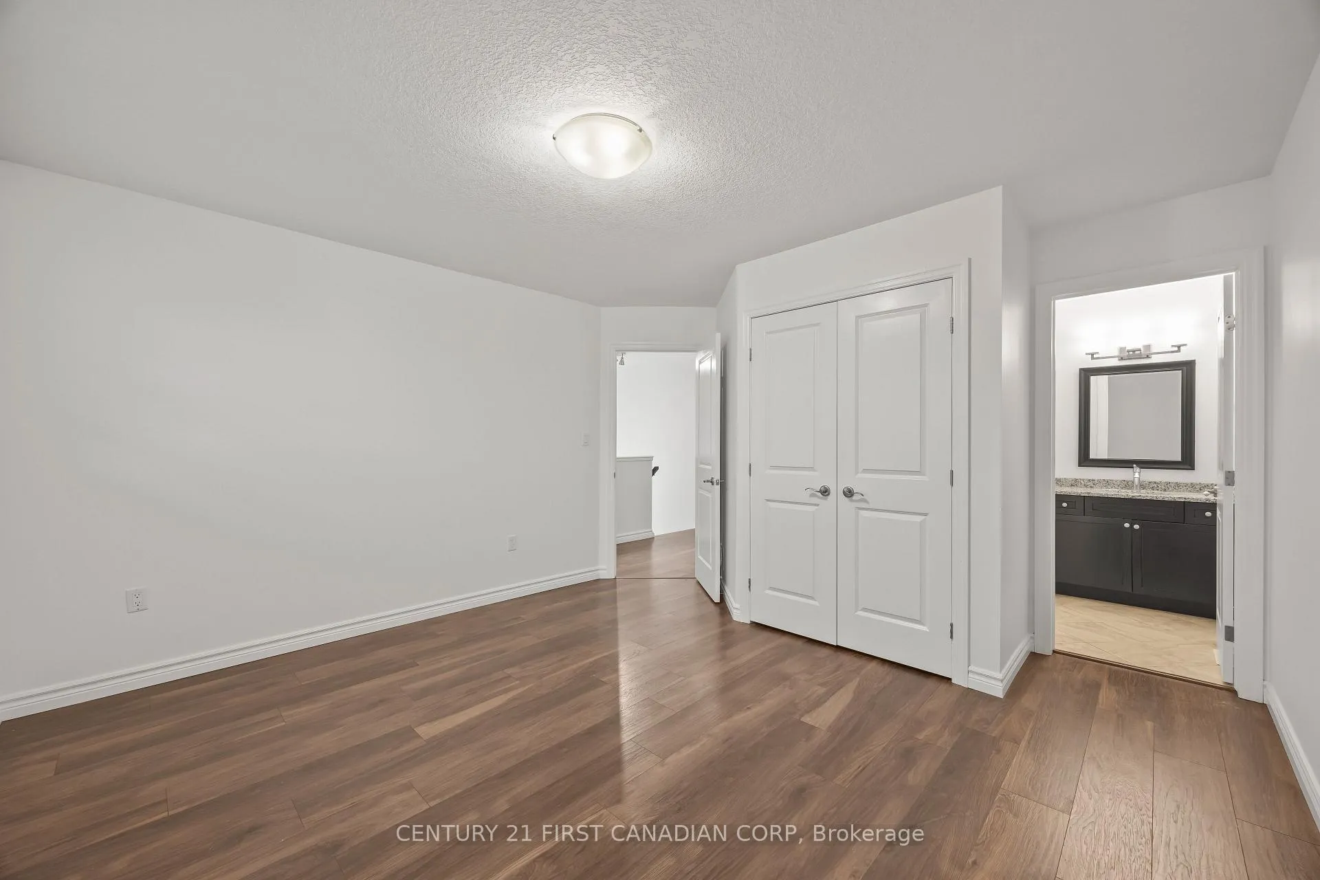 Photo 23 of 3079 Pomeroy Lane, London, South V — HOMEH