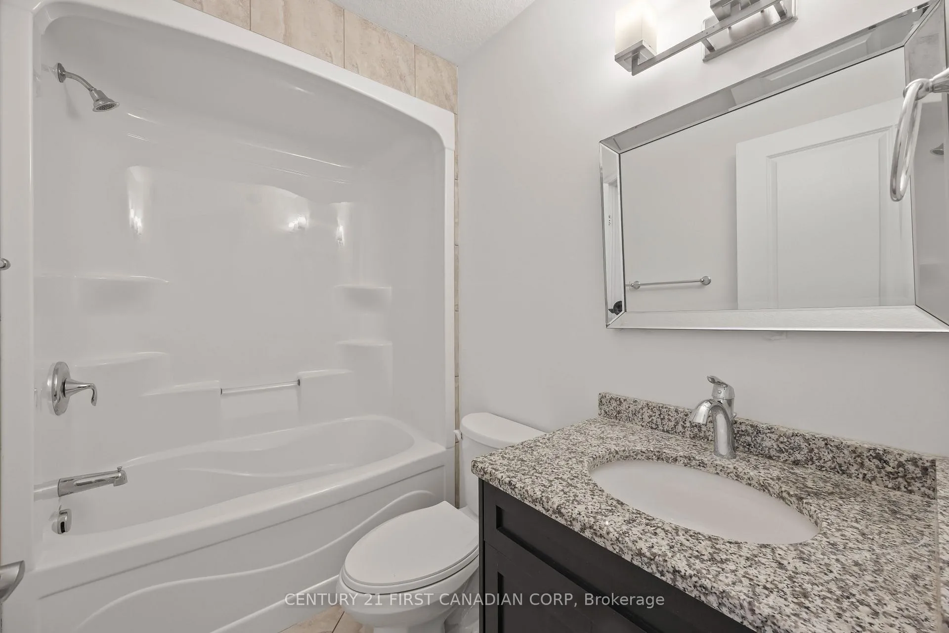 Photo 27 of 3079 Pomeroy Lane, London, South V — HOMEH