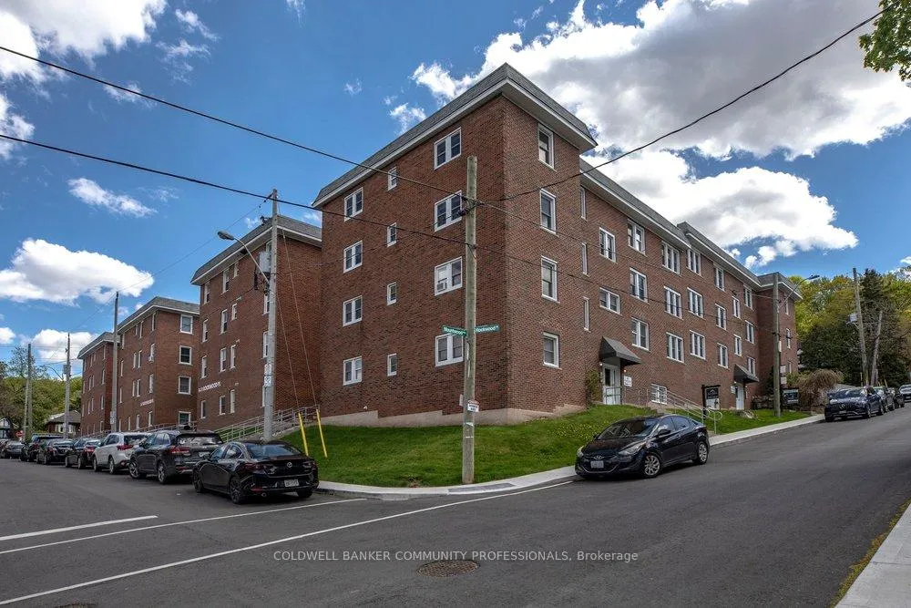Photo 1 of Unit 7, 21 Mountwood Avenue, Hamilton, Corktown — HOMEH