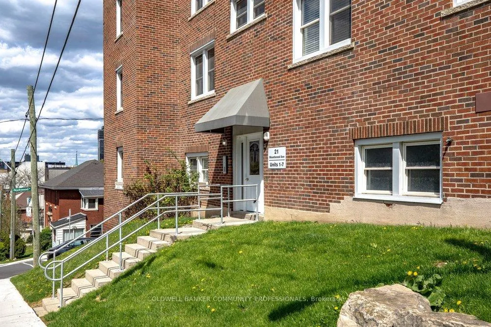 Photo 2 of Unit 7, 21 Mountwood Avenue, Hamilton, Corktown — HOMEH