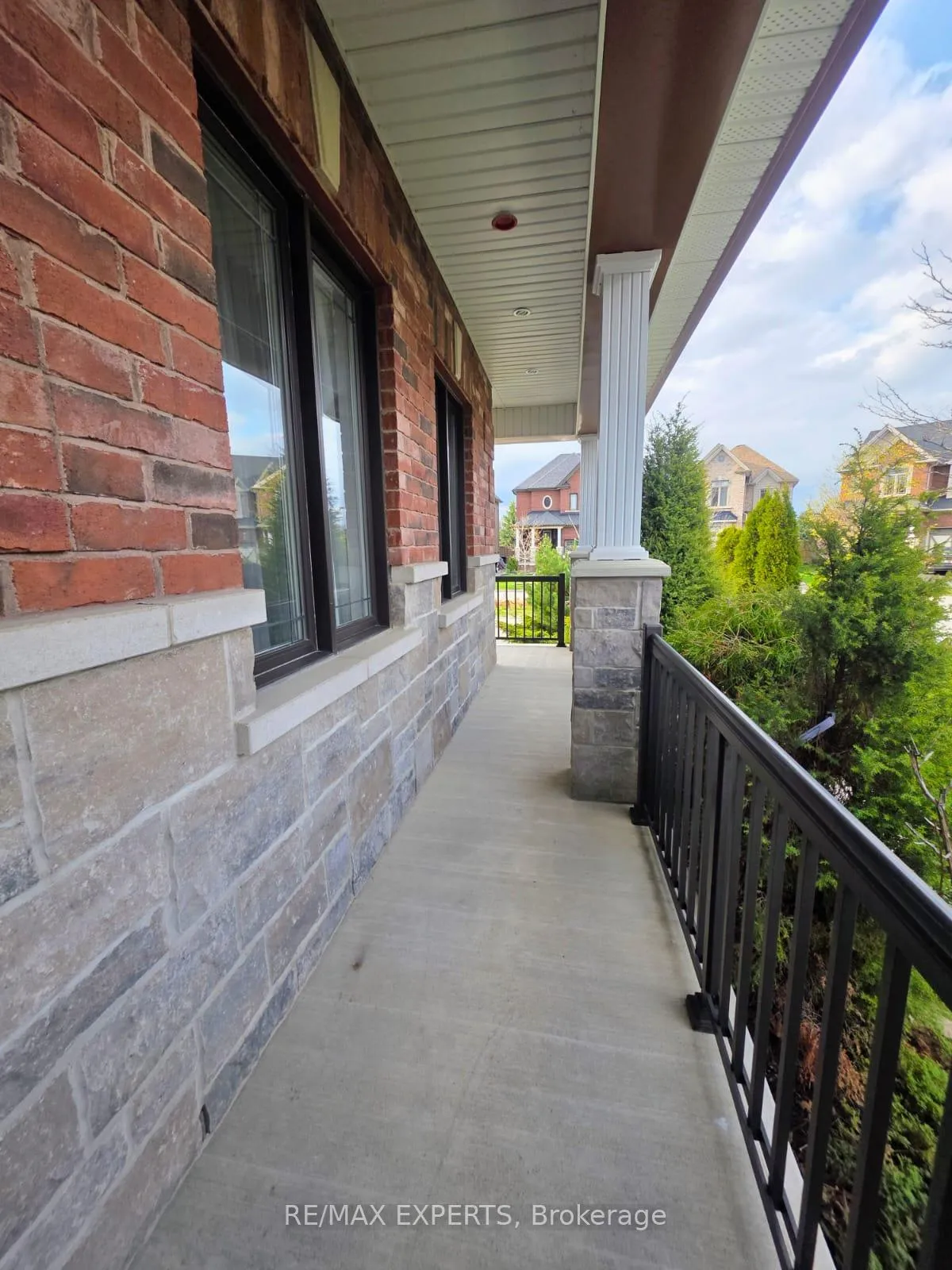 Photo 7 of 39 Morrison Avenue, New Tecumseth, Alliston — HOMEH