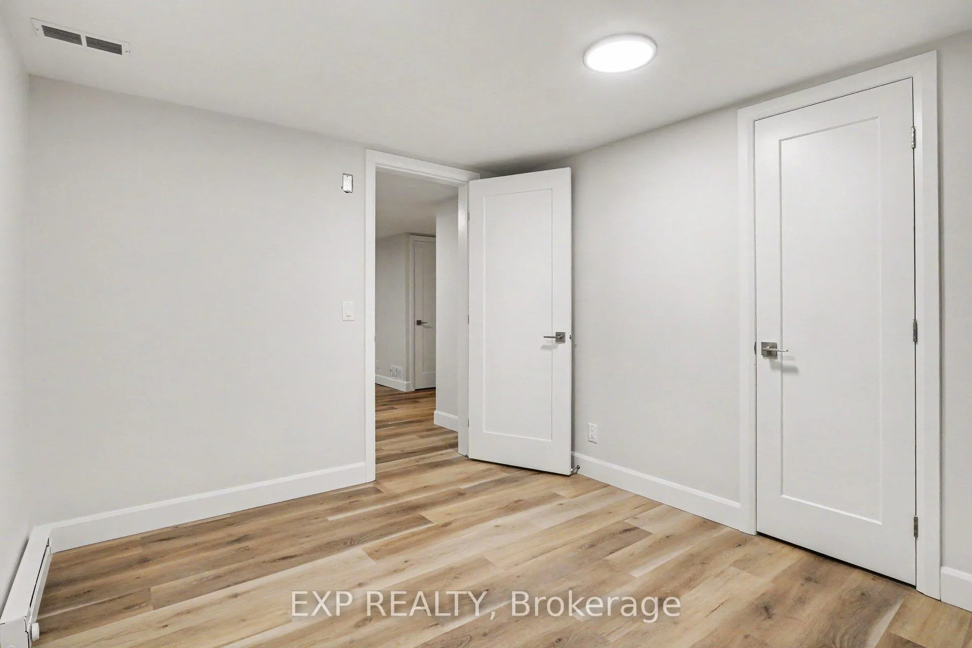 Photo 27 of 885 Pinewood Crescent, Ottawa, Queensway Terrace North — HOMEH