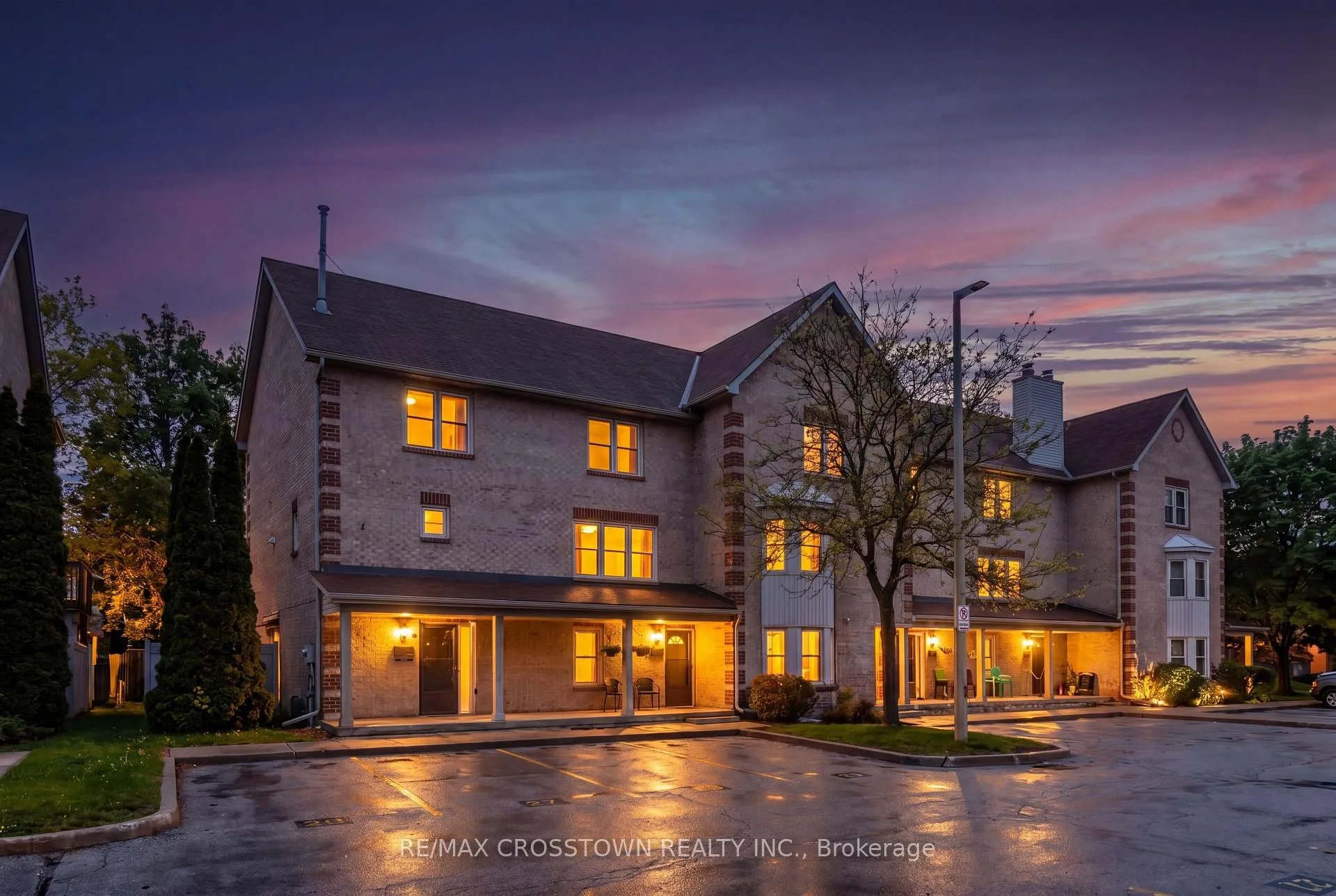 Photo 2 of Unit 8, 119 D'Ambrosio Drive, Barrie, Painswick North — HOMEH