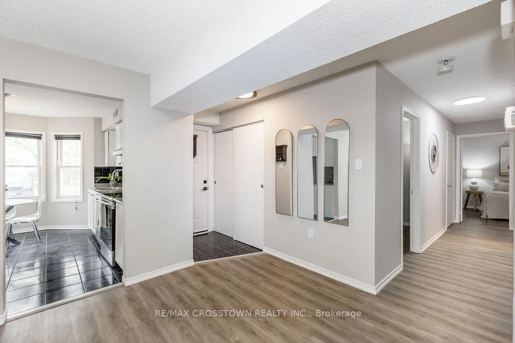 Photo 6 of Unit 8, 119 D'Ambrosio Drive, Barrie, Painswick North — HOMEH