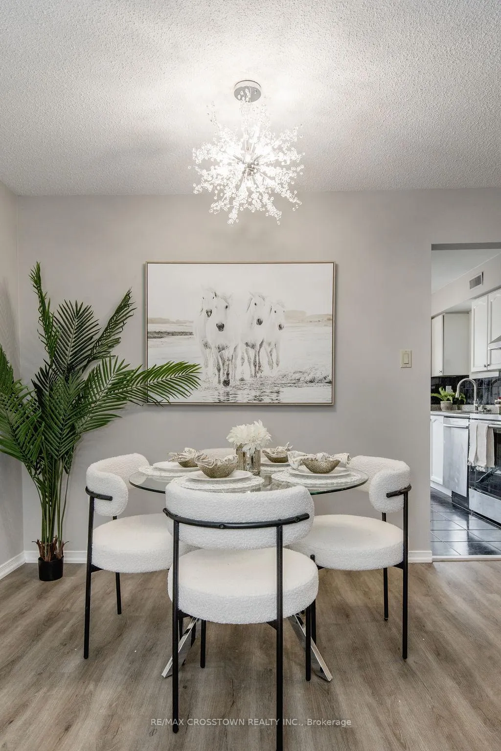 Photo 9 of Unit 8, 119 D'Ambrosio Drive, Barrie, Painswick North — HOMEH