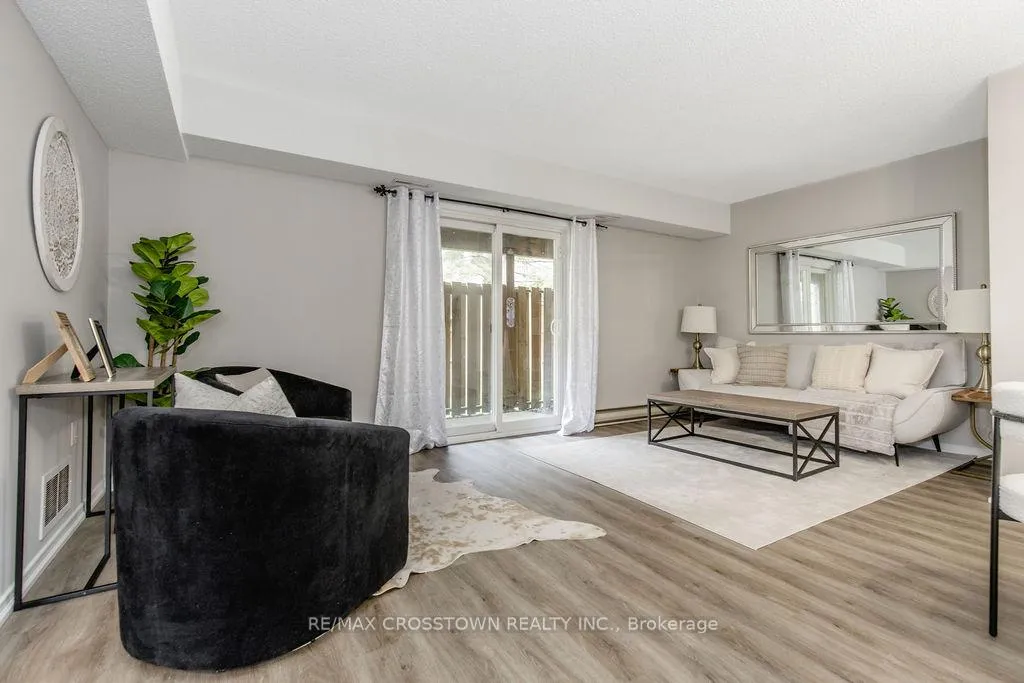 Photo 11 of Unit 8, 119 D'Ambrosio Drive, Barrie, Painswick North — HOMEH