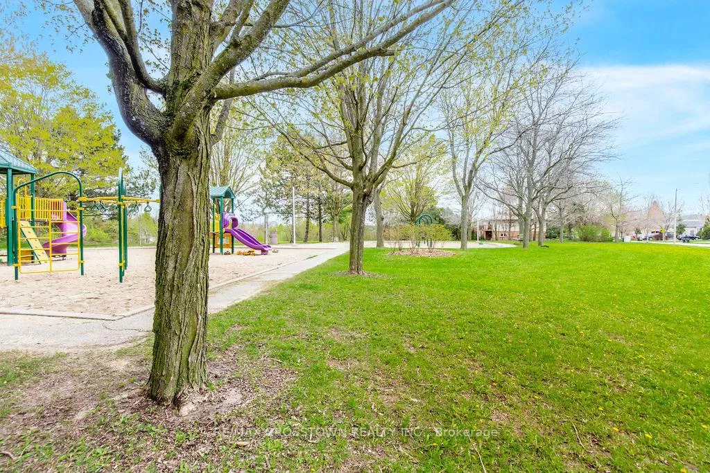 Photo 43 of Unit 8, 119 D'Ambrosio Drive, Barrie, Painswick North — HOMEH