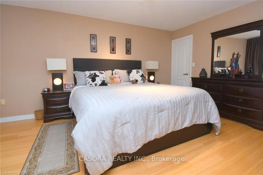 Photo 17 of Unit 9, 2229 Walkers Line, Burlington, Headon — HOMEH