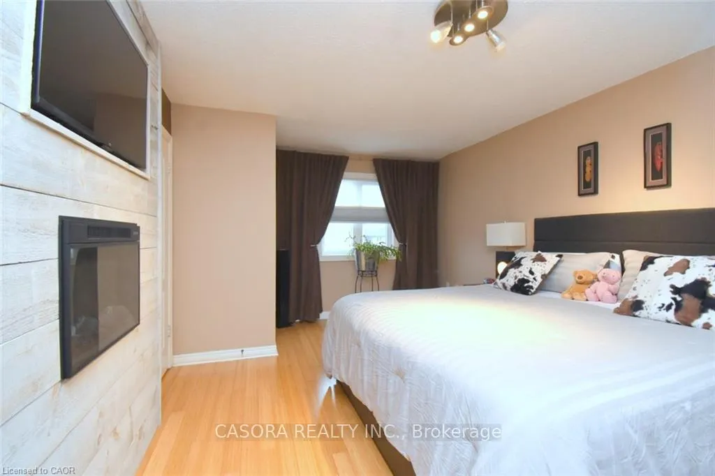 Photo 20 of Unit 9, 2229 Walkers Line, Burlington, Headon — HOMEH