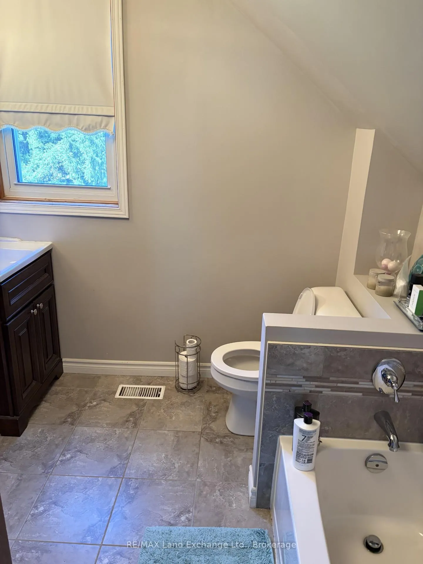 Photo 17 of 3235 9 Highway, Brockton — HOMEH