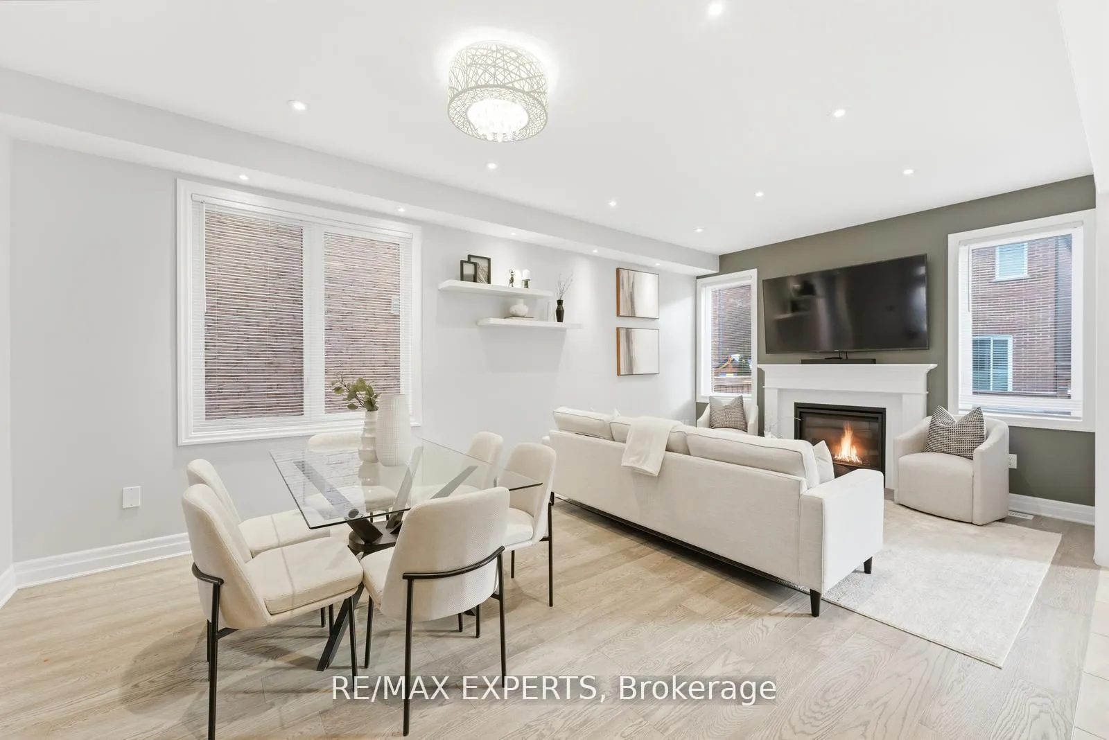 Photo 9 of 1254 Sweetfern Crescent, Milton, Cobban — HOMEH