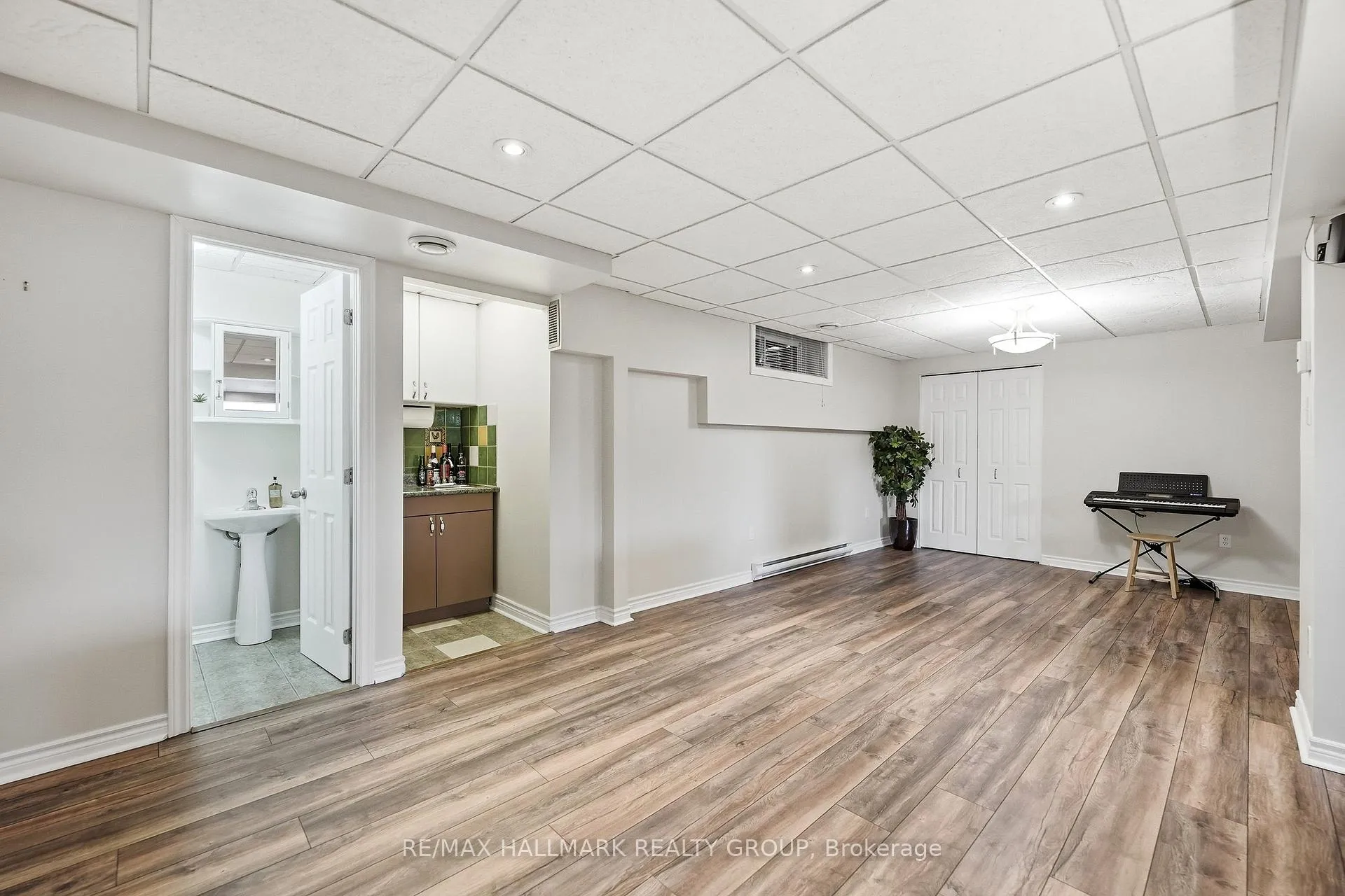 Photo 28 of 2039 Onyx Street, Ottawa, Vars Village — HOMEH