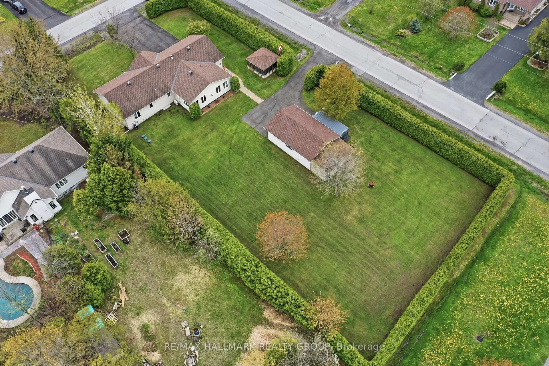 Photo 36 of 2039 Onyx Street, Ottawa, Vars Village — HOMEH