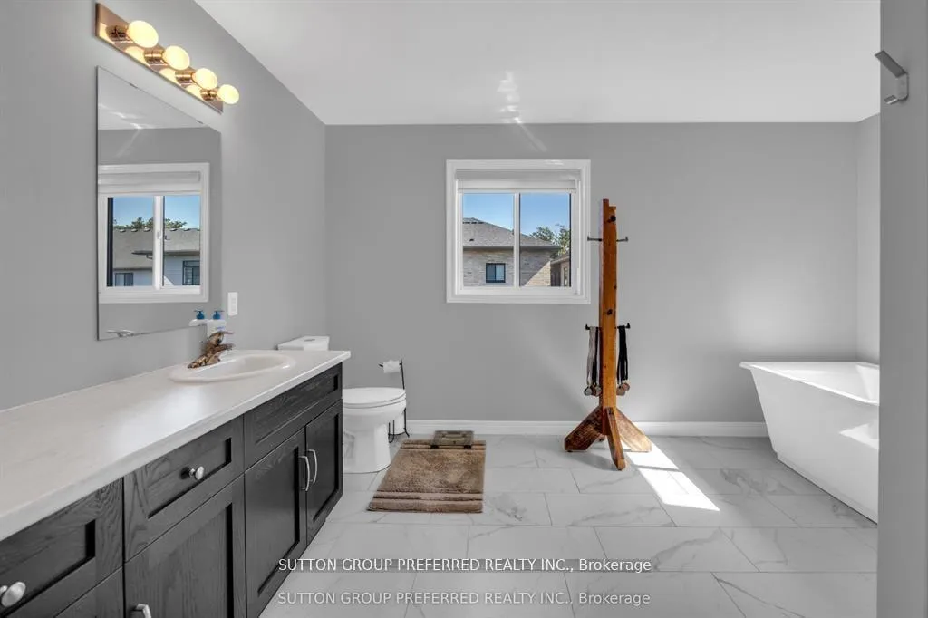Photo 24 of 59 Spachman Street, Kitchener — HOMEH