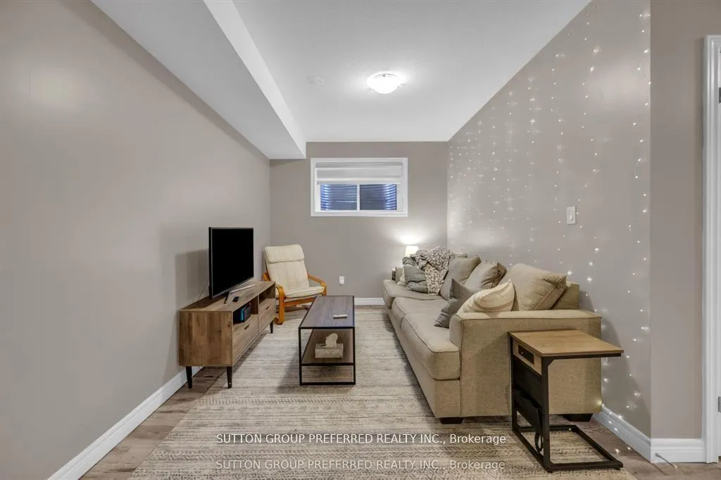 Photo 38 of 59 Spachman Street, Kitchener — HOMEH