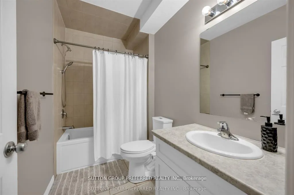 Photo 42 of 59 Spachman Street, Kitchener — HOMEH