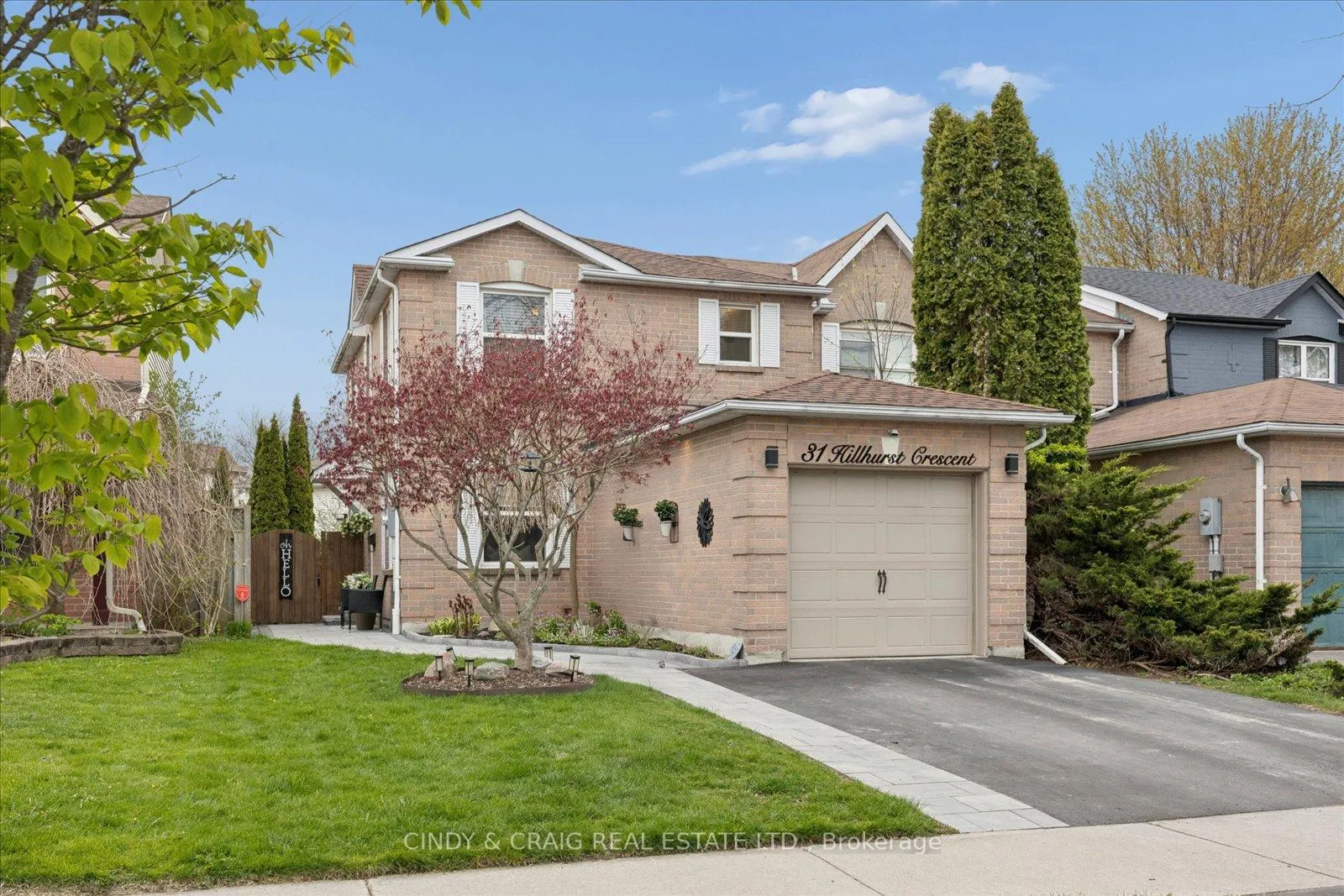 Photo 1 of 31 Hillhurst Crescent, Clarington, Courtice — HOMEH