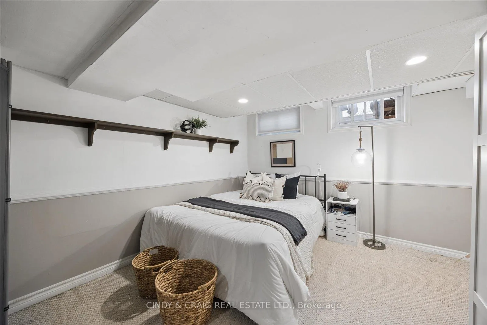 Photo 14 of 31 Hillhurst Crescent, Clarington, Courtice — HOMEH