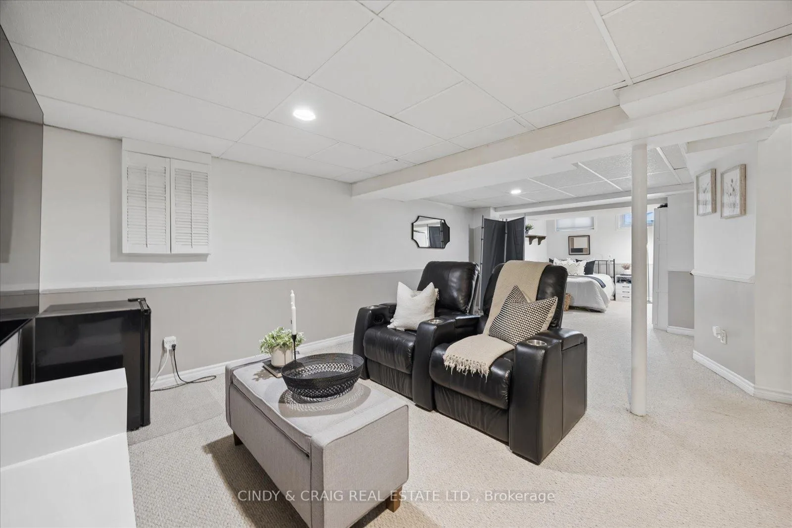 Photo 16 of 31 Hillhurst Crescent, Clarington, Courtice — HOMEH