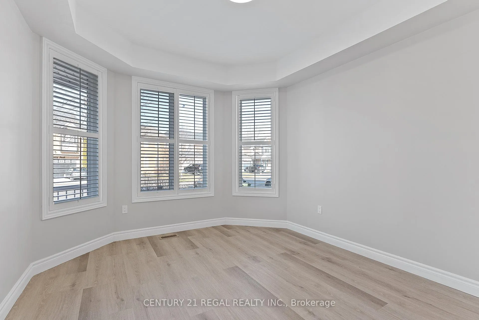 Photo 5 of Unit Main, 57 Meandering Trail, Scarborough, Rouge — HOMEH