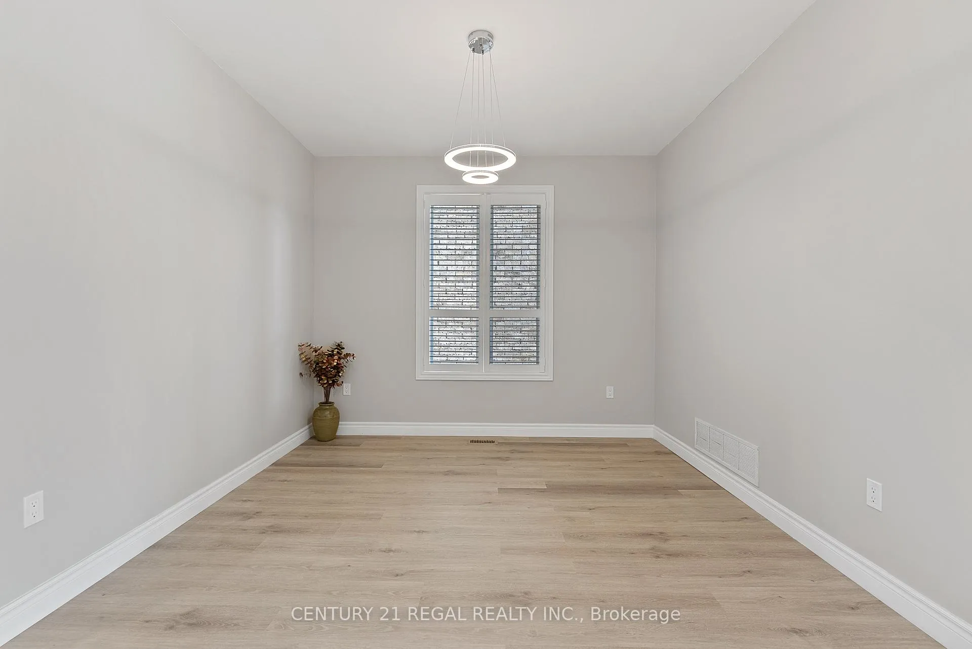 Photo 9 of Unit Main, 57 Meandering Trail, Scarborough, Rouge — HOMEH