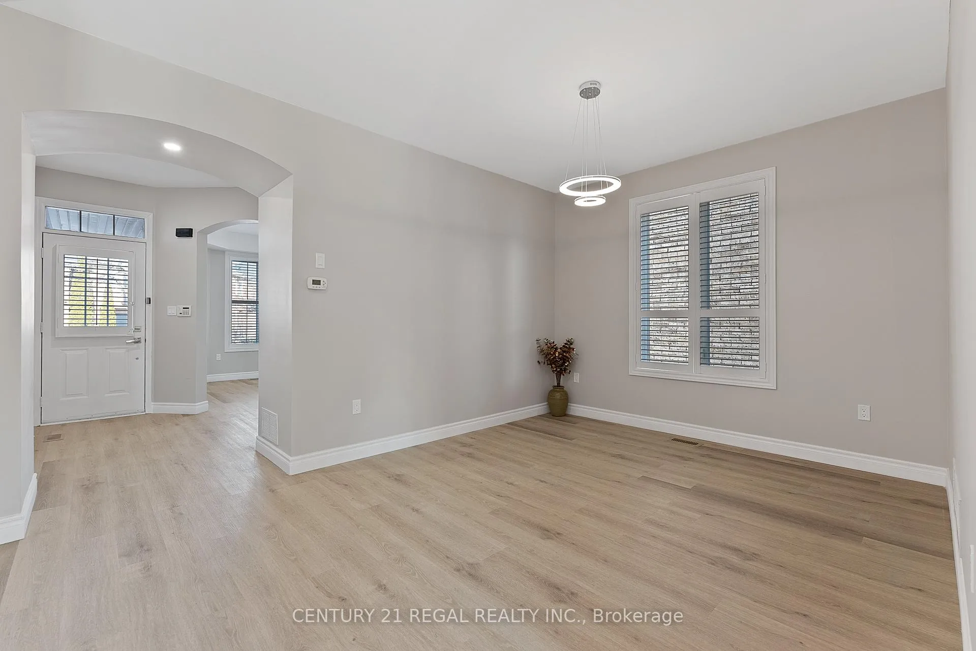 Photo 10 of Unit Main, 57 Meandering Trail, Scarborough, Rouge — HOMEH