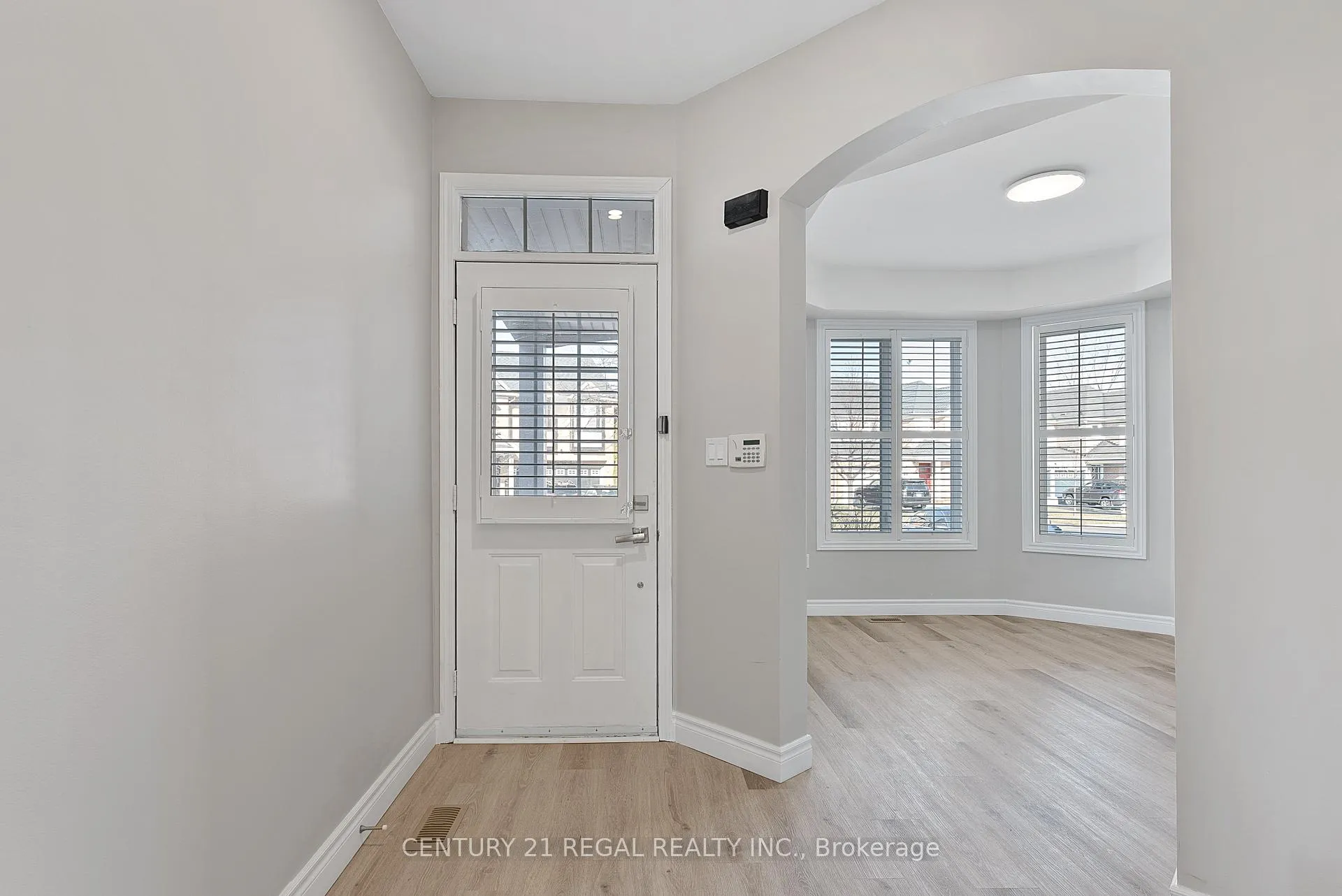 Photo 11 of Unit Main, 57 Meandering Trail, Scarborough, Rouge — HOMEH