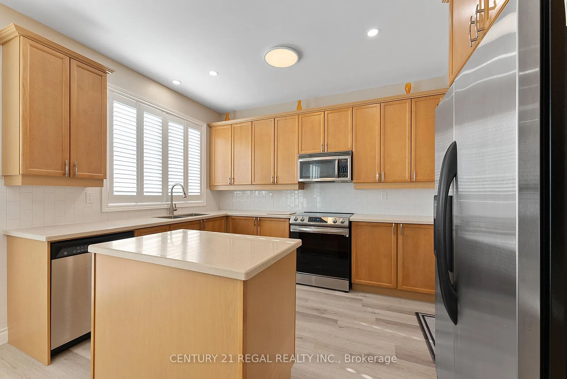 Photo 21 of Unit Main, 57 Meandering Trail, Scarborough, Rouge — HOMEH