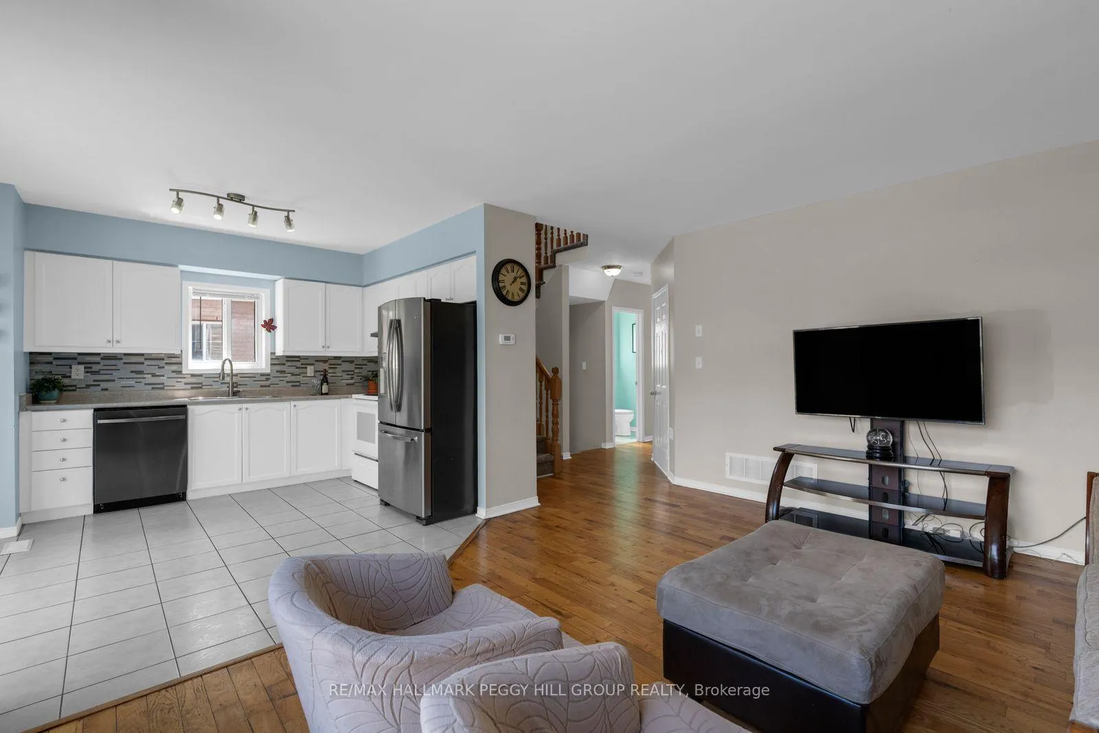 Photo 4 of 135 Maplewood Drive, Essa, Angus — HOMEH