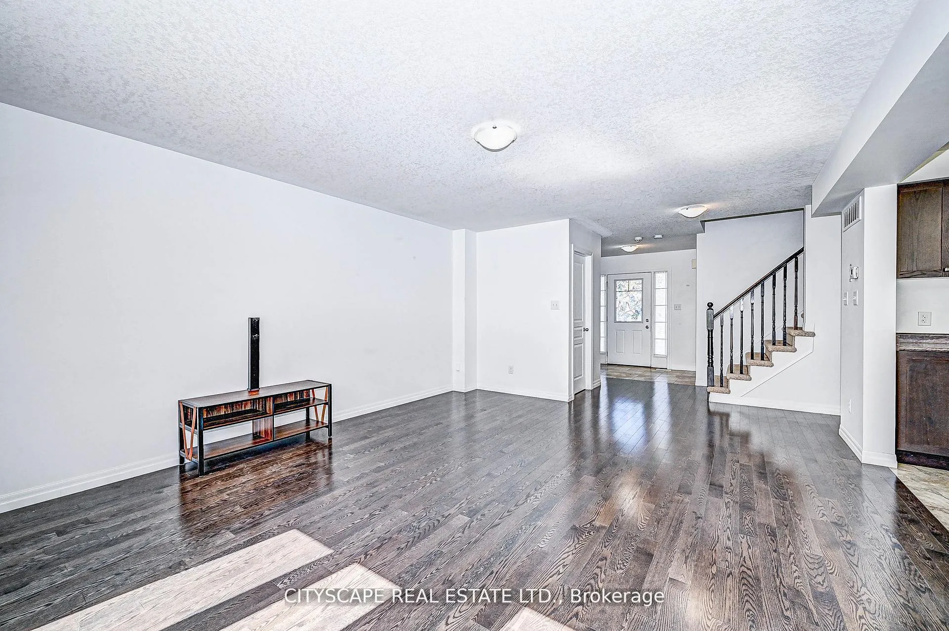Photo 12 of 6 Castlebay Street, Kitchener, Huron Park — HOMEH