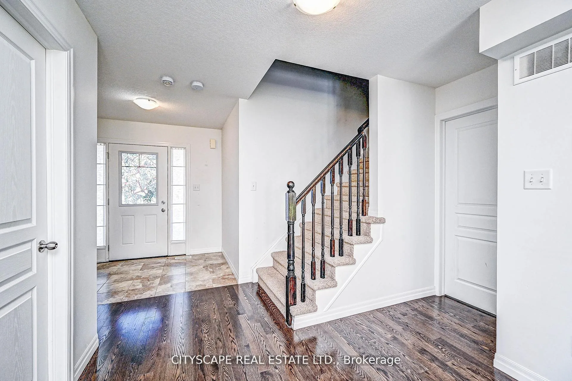 Photo 22 of 6 Castlebay Street, Kitchener, Huron Park — HOMEH