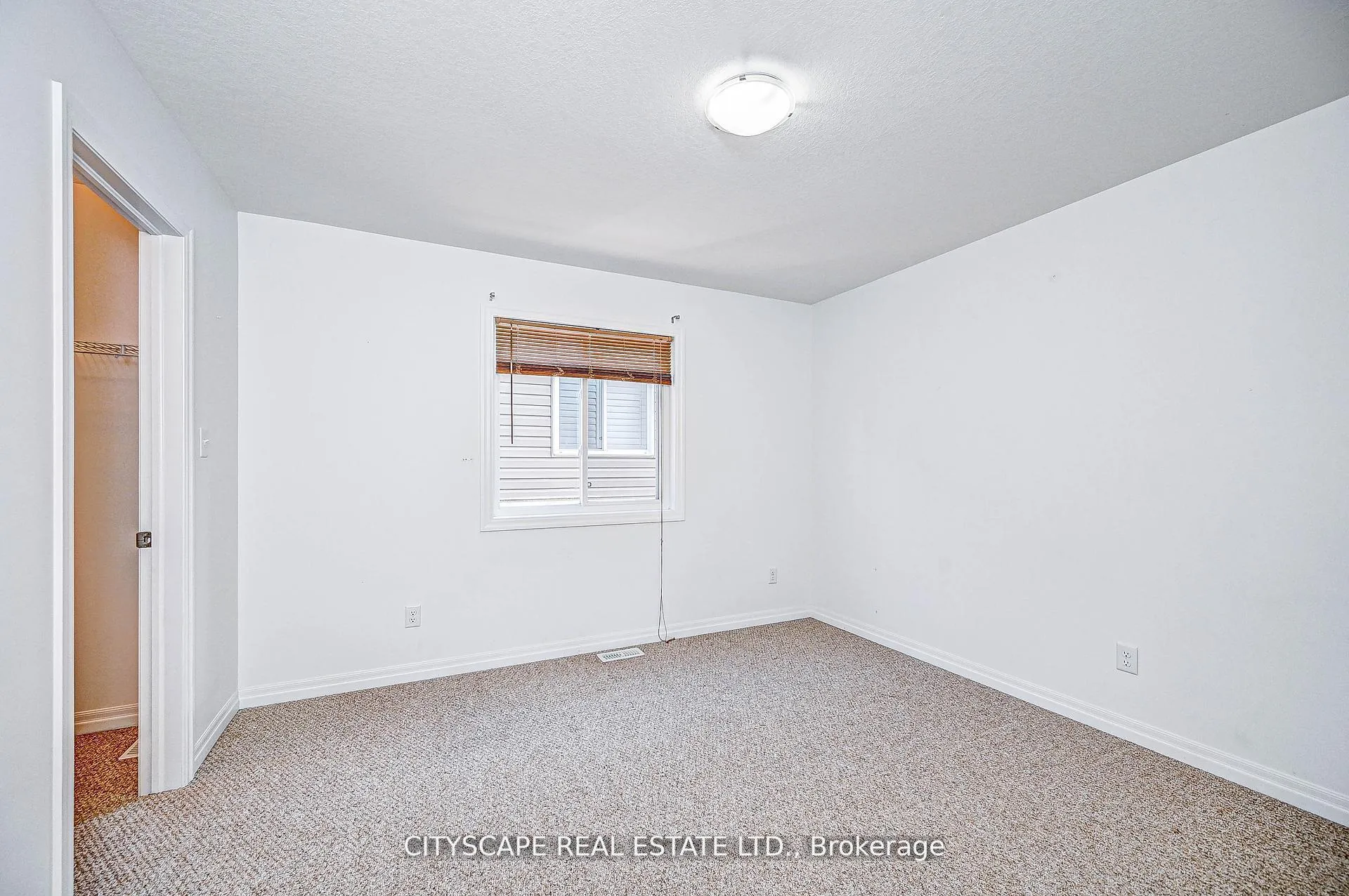Photo 32 of 6 Castlebay Street, Kitchener, Huron Park — HOMEH