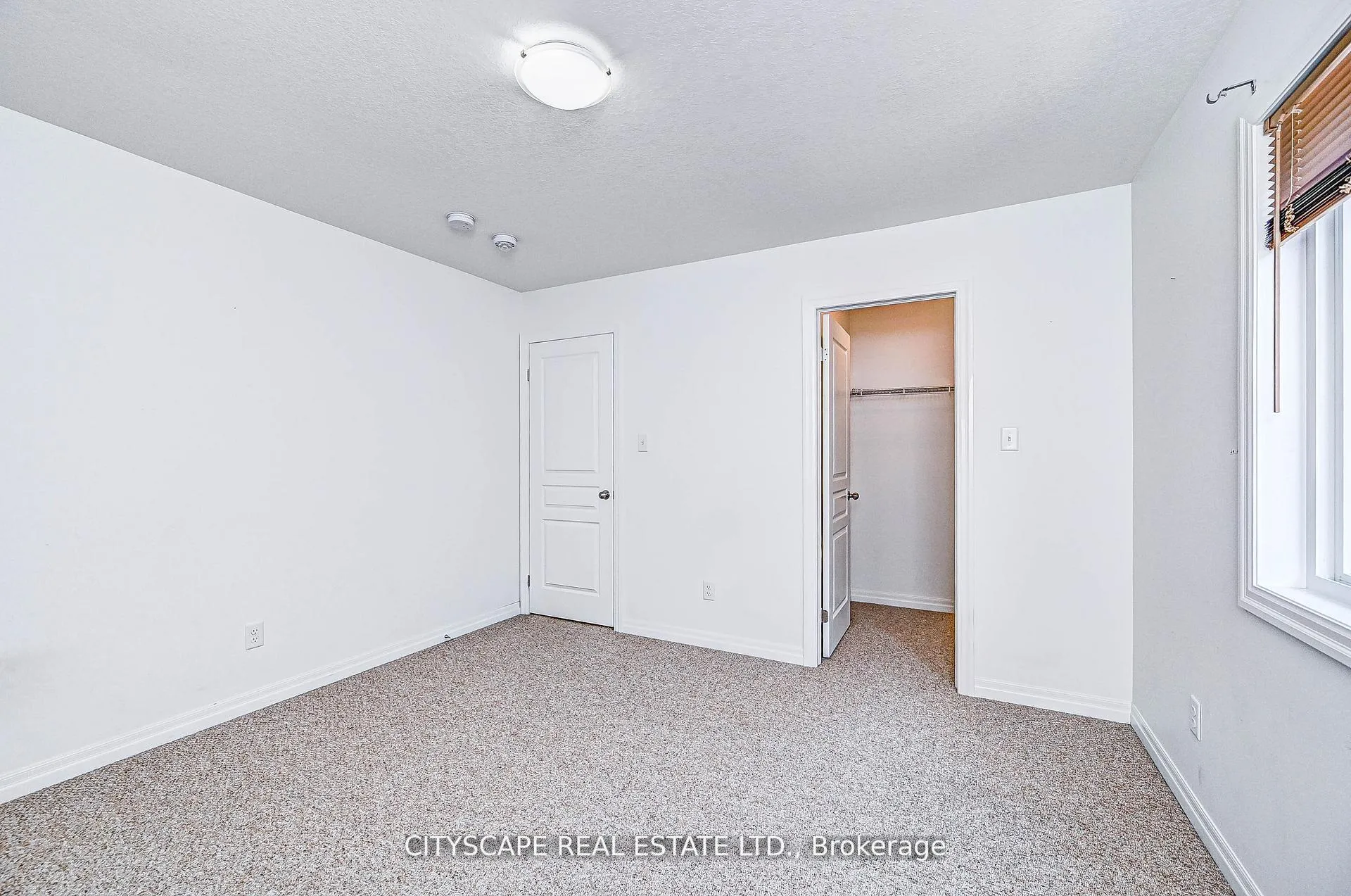 Photo 36 of 6 Castlebay Street, Kitchener, Huron Park — HOMEH