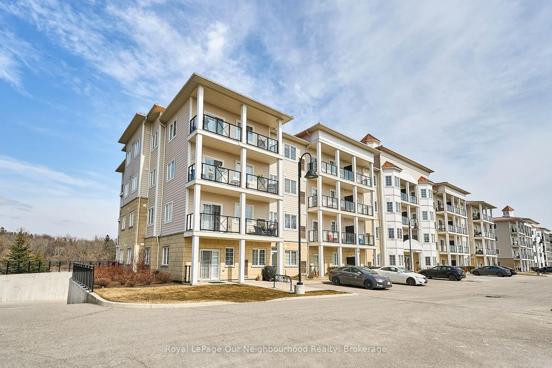 Photo 7 of Unit 301, 80 Shipway Avenue, Clarington, Newcastle — HOMEH
