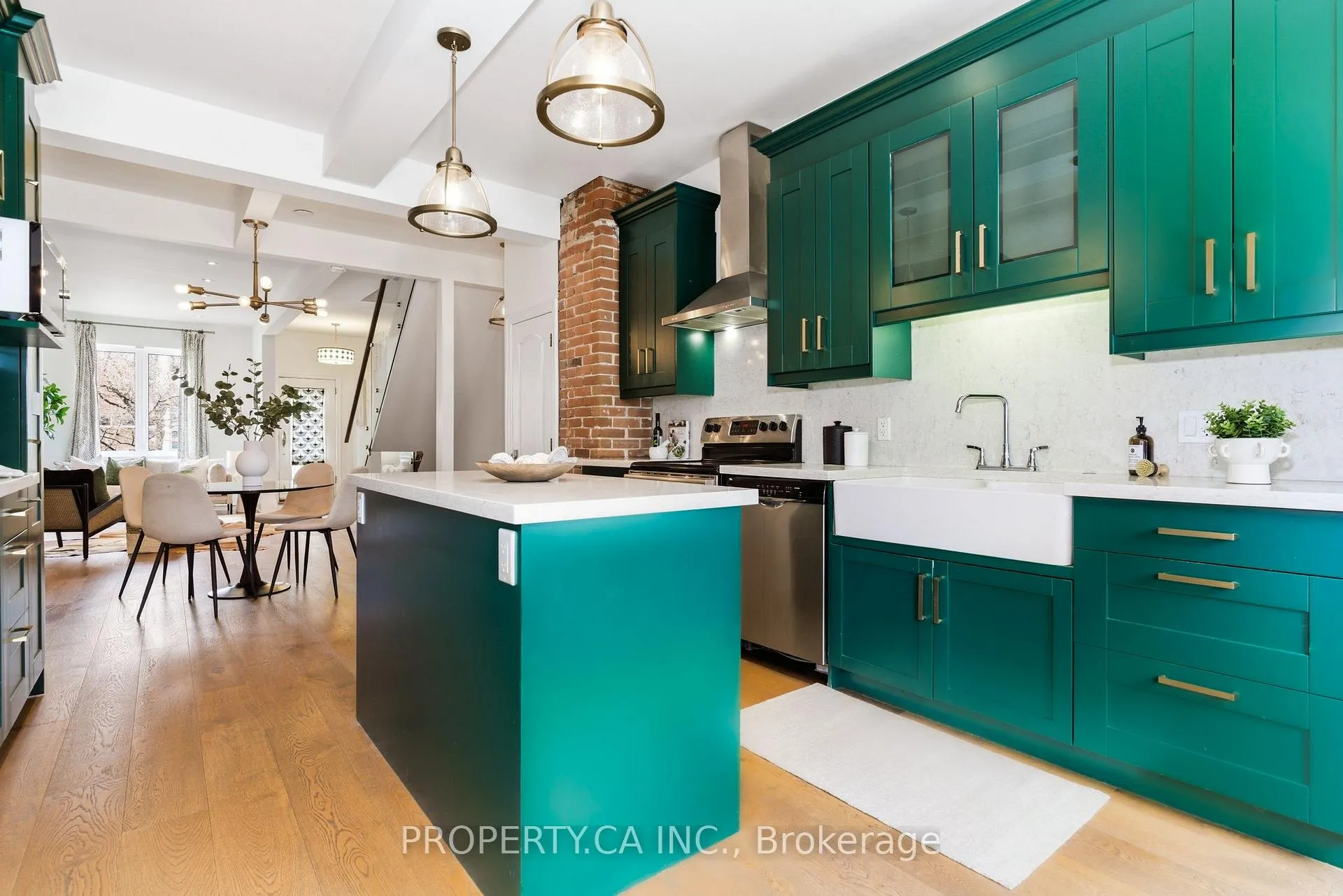 Photo 18 of 45 Swanwick Avenue, Toronto, The Beaches — HOMEH