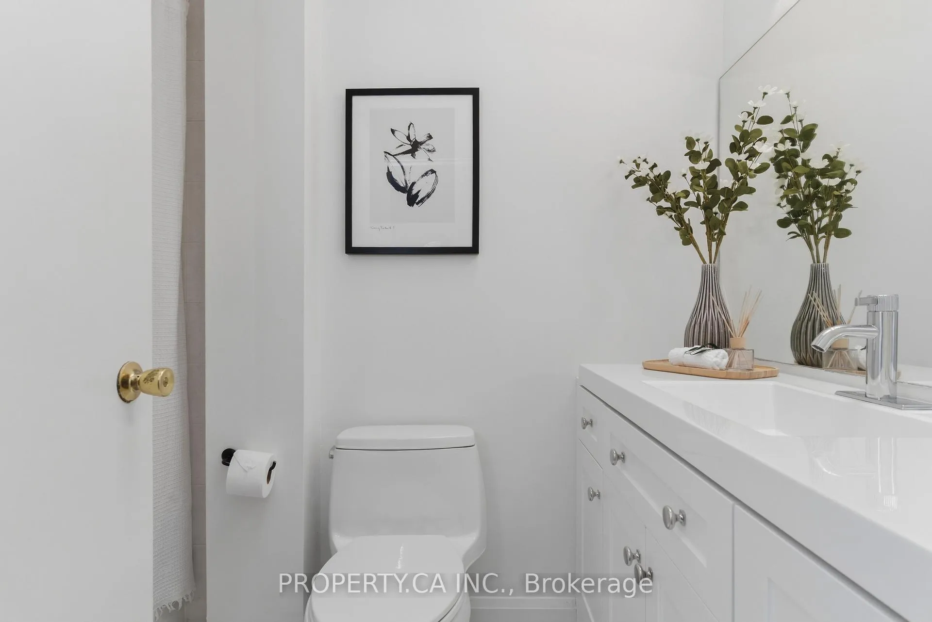 Photo 26 of 45 Swanwick Avenue, Toronto, The Beaches — HOMEH