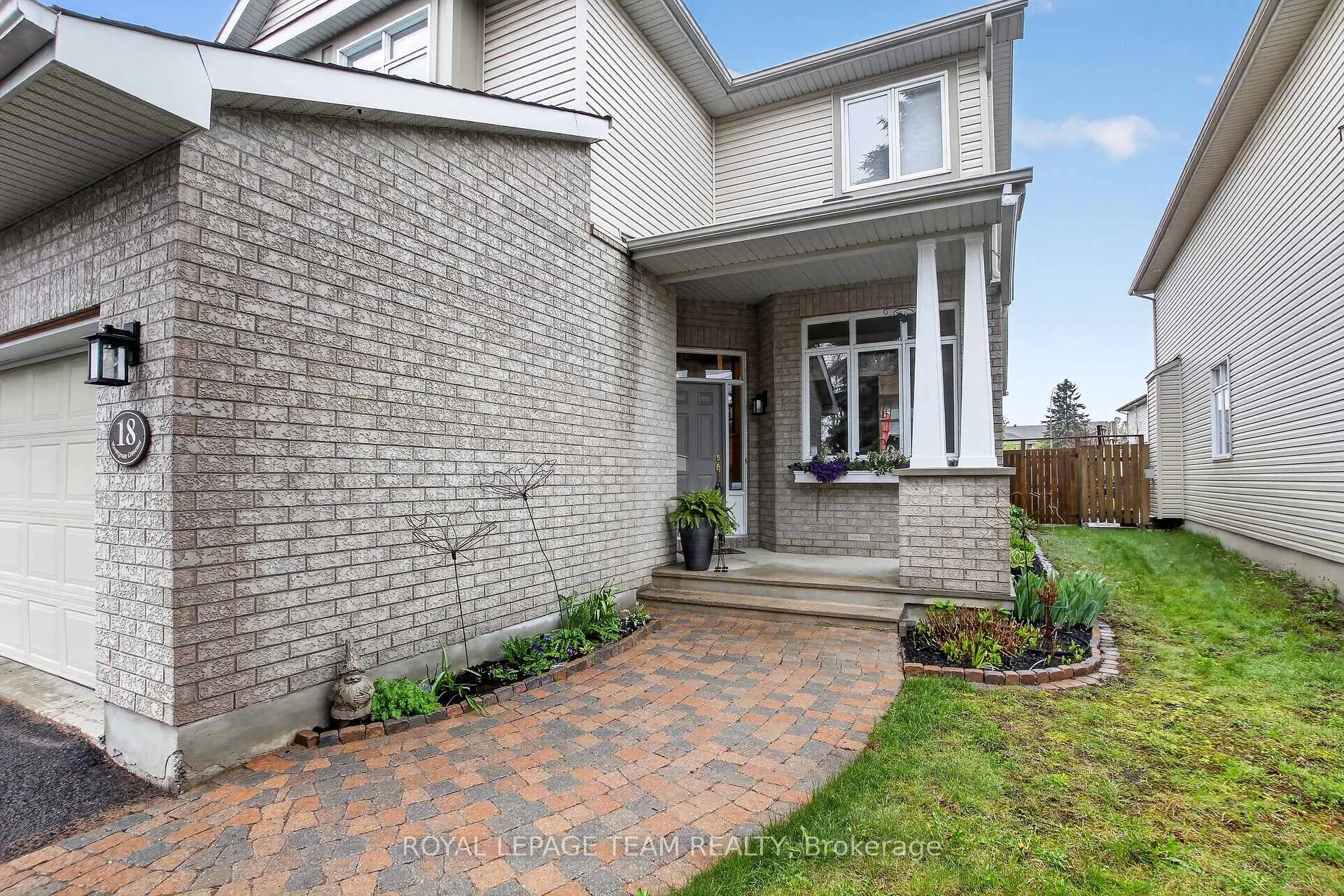 Photo 2 of 18 Rivergreen Crescent, Ottawa, Kanata - Bridlewood — HOMEH