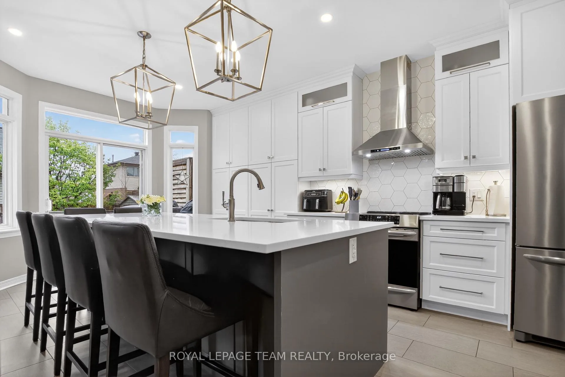 Photo 7 of 18 Rivergreen Crescent, Ottawa, Kanata - Bridlewood — HOMEH