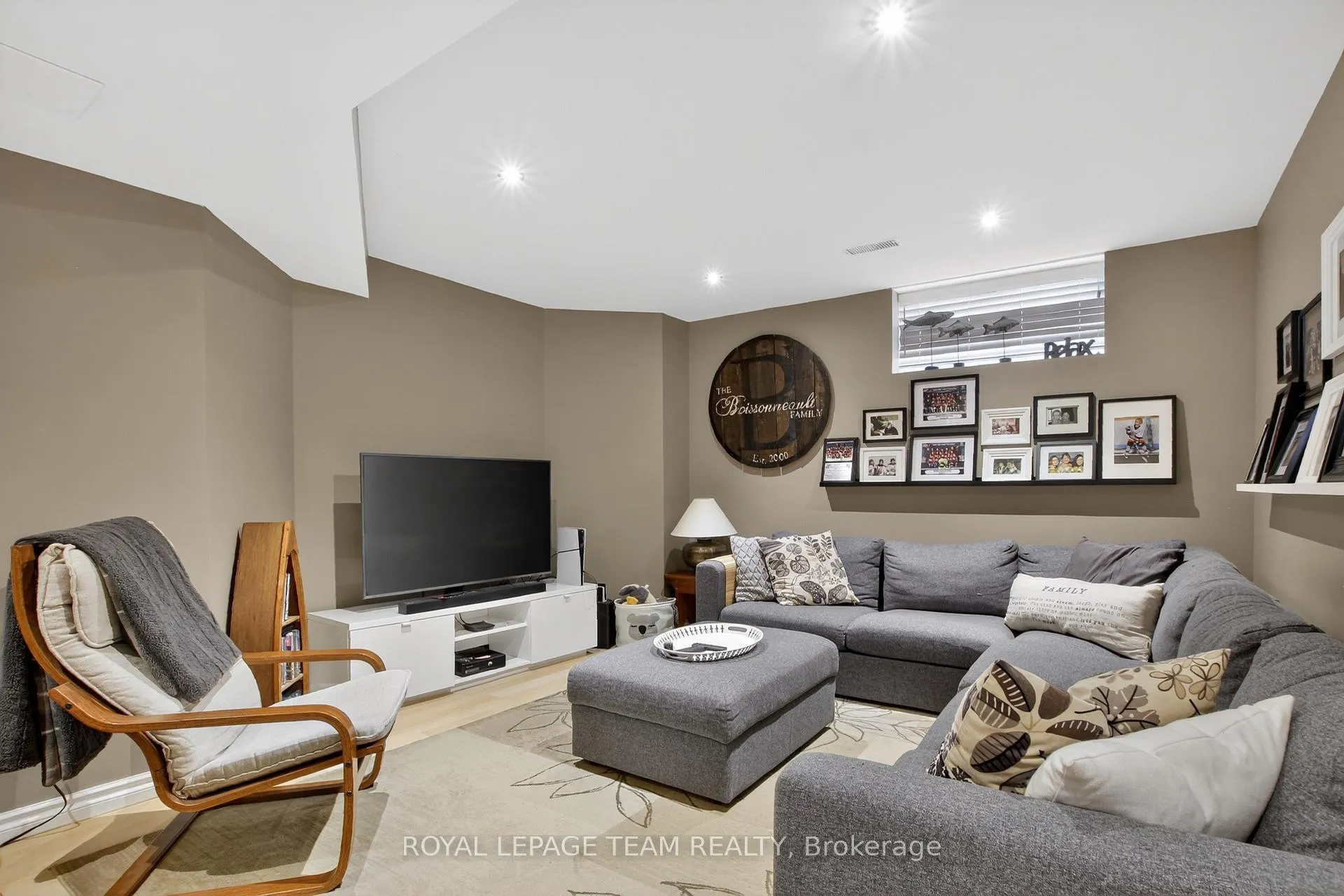 Photo 22 of 18 Rivergreen Crescent, Ottawa, Kanata - Bridlewood — HOMEH