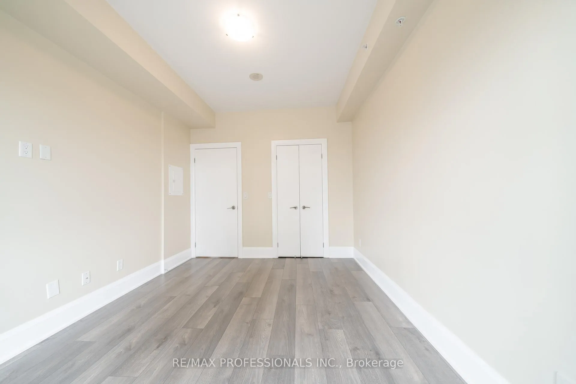 Photo 14 of Unit 307, 45 Yorkland Boulevard, Brampton, Goreway Drive Corridor — HOMEH
