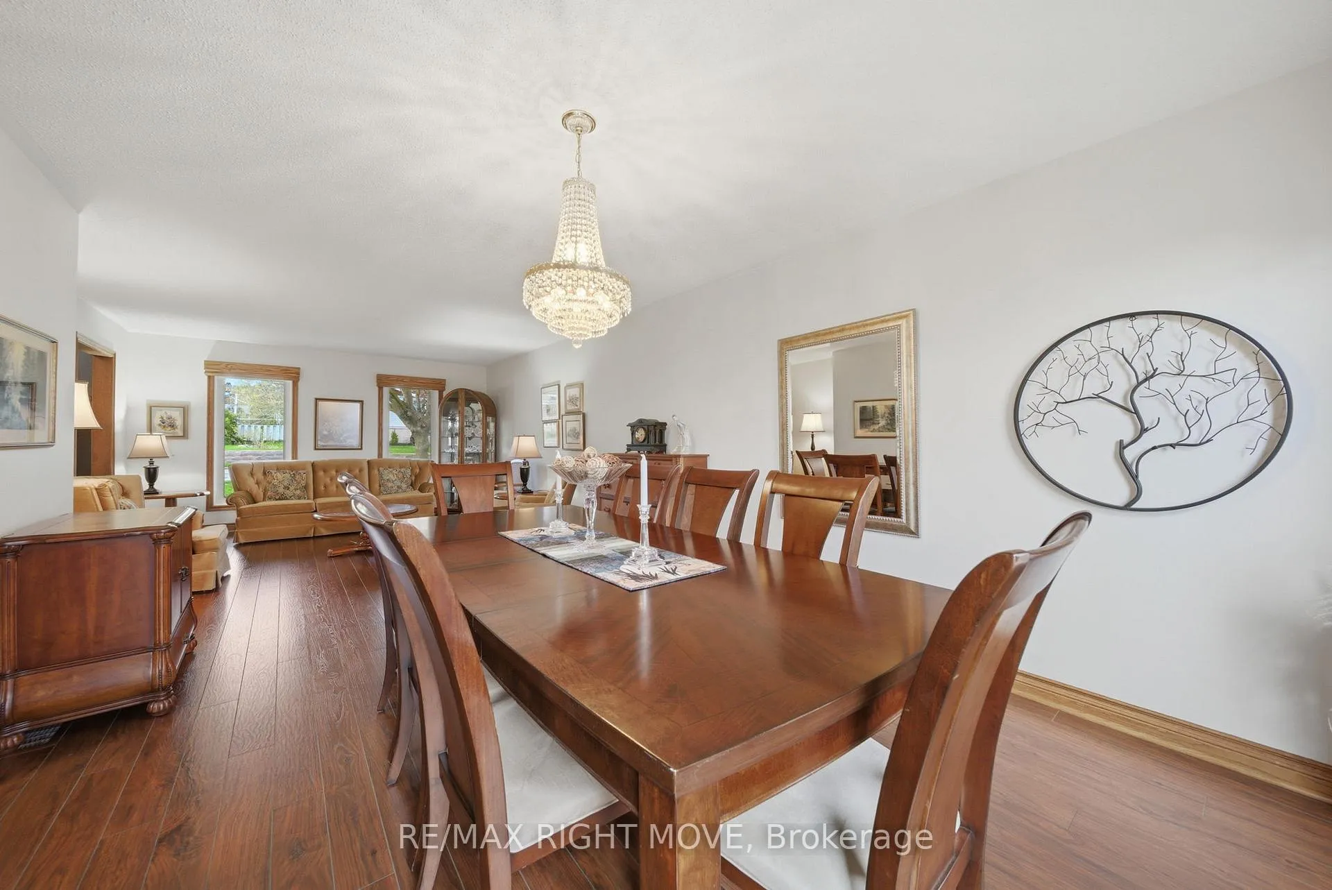 Photo 7 of 177 Brant Street W, Orillia — HOMEH