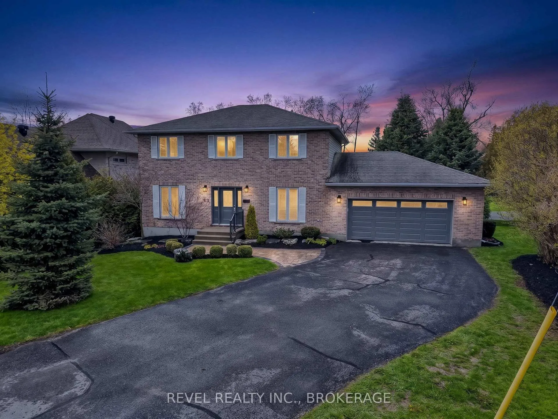 Photo 1 of 43 Lakeland Point Drive, Kingston, City Southwest — HOMEH