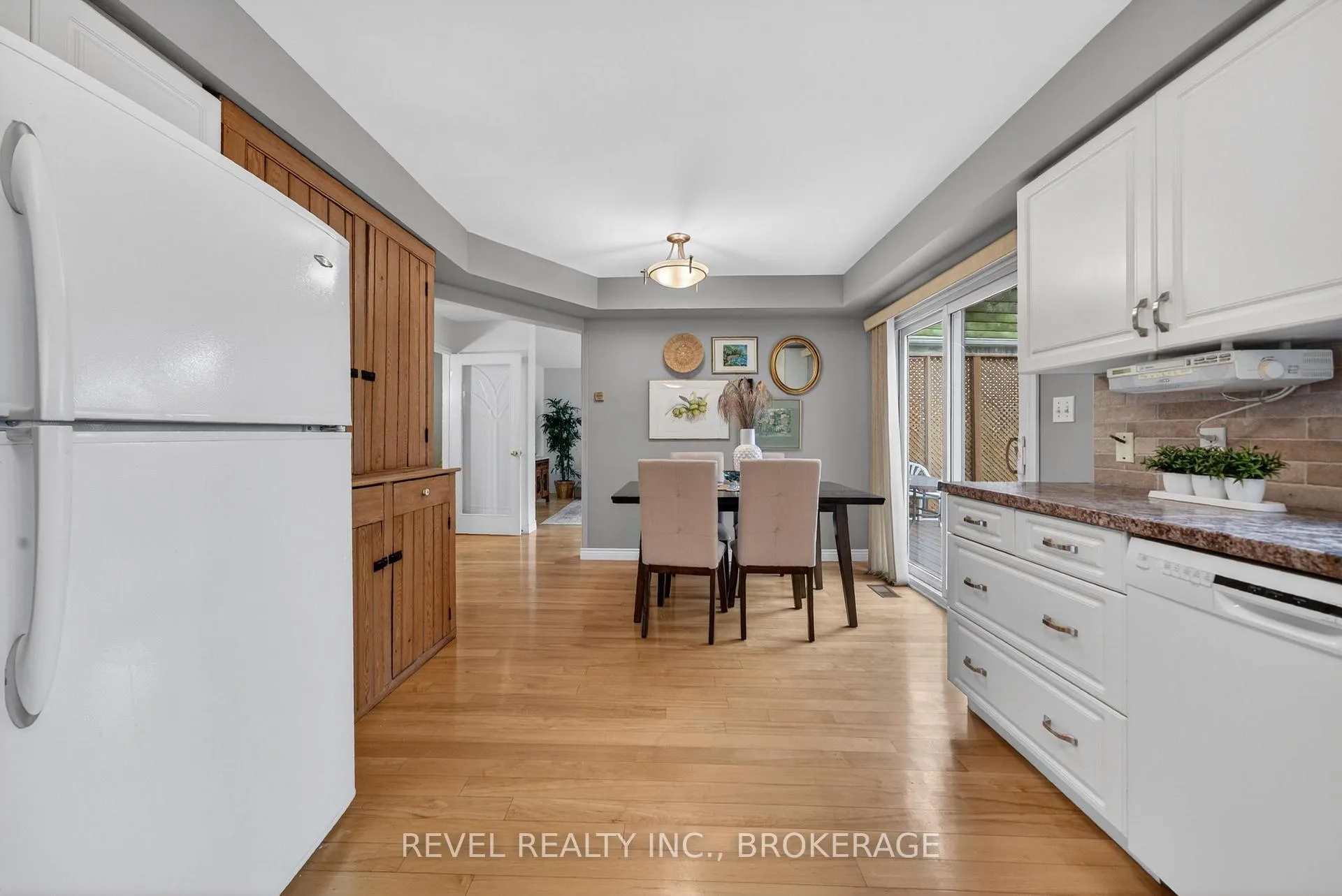 Photo 13 of 43 Lakeland Point Drive, Kingston, City Southwest — HOMEH