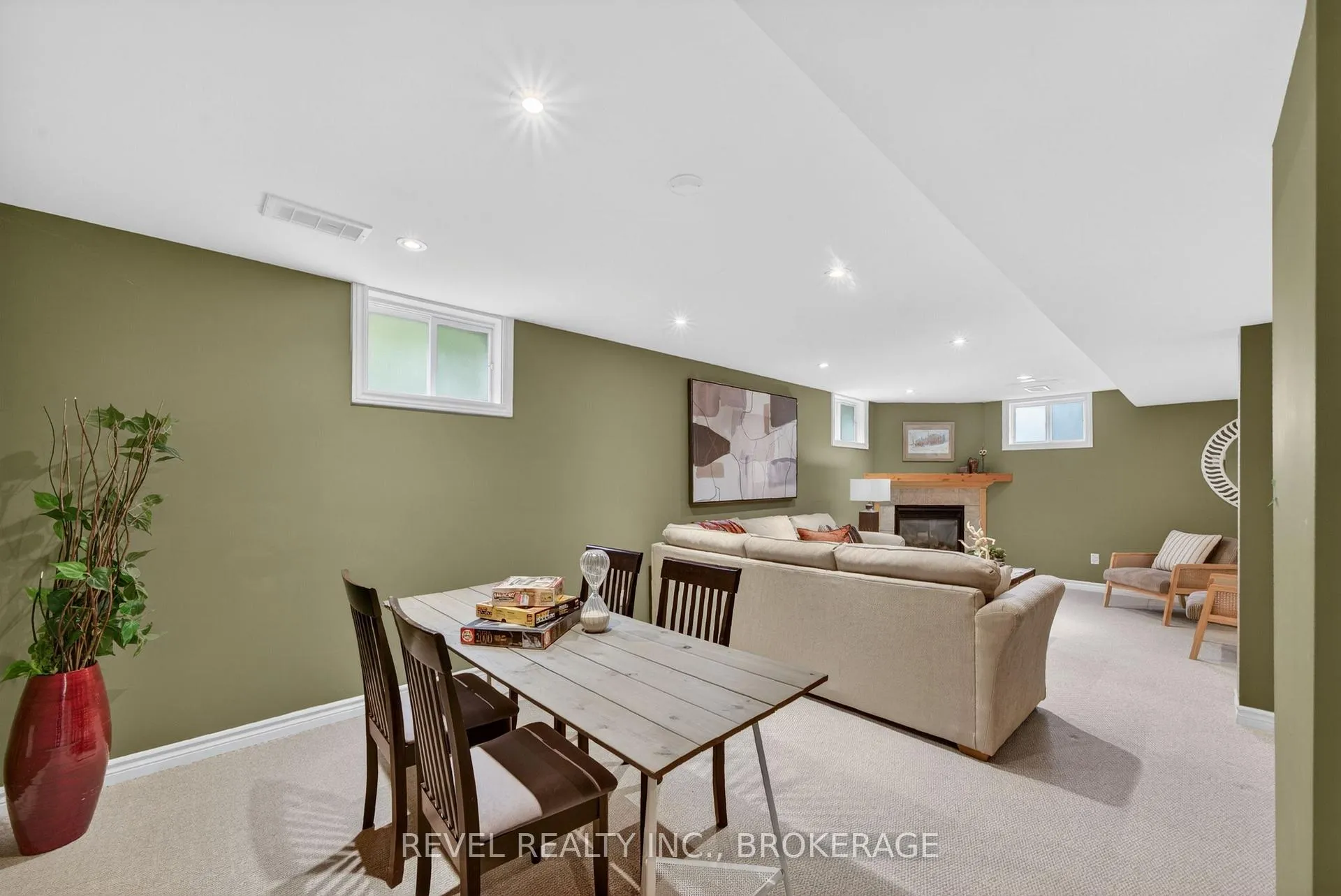 Photo 34 of 43 Lakeland Point Drive, Kingston, City Southwest — HOMEH
