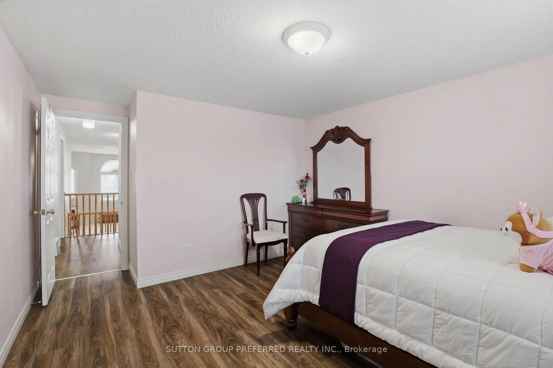 Photo 22 of 187 Hollyridge Crescent, Kitchener — HOMEH