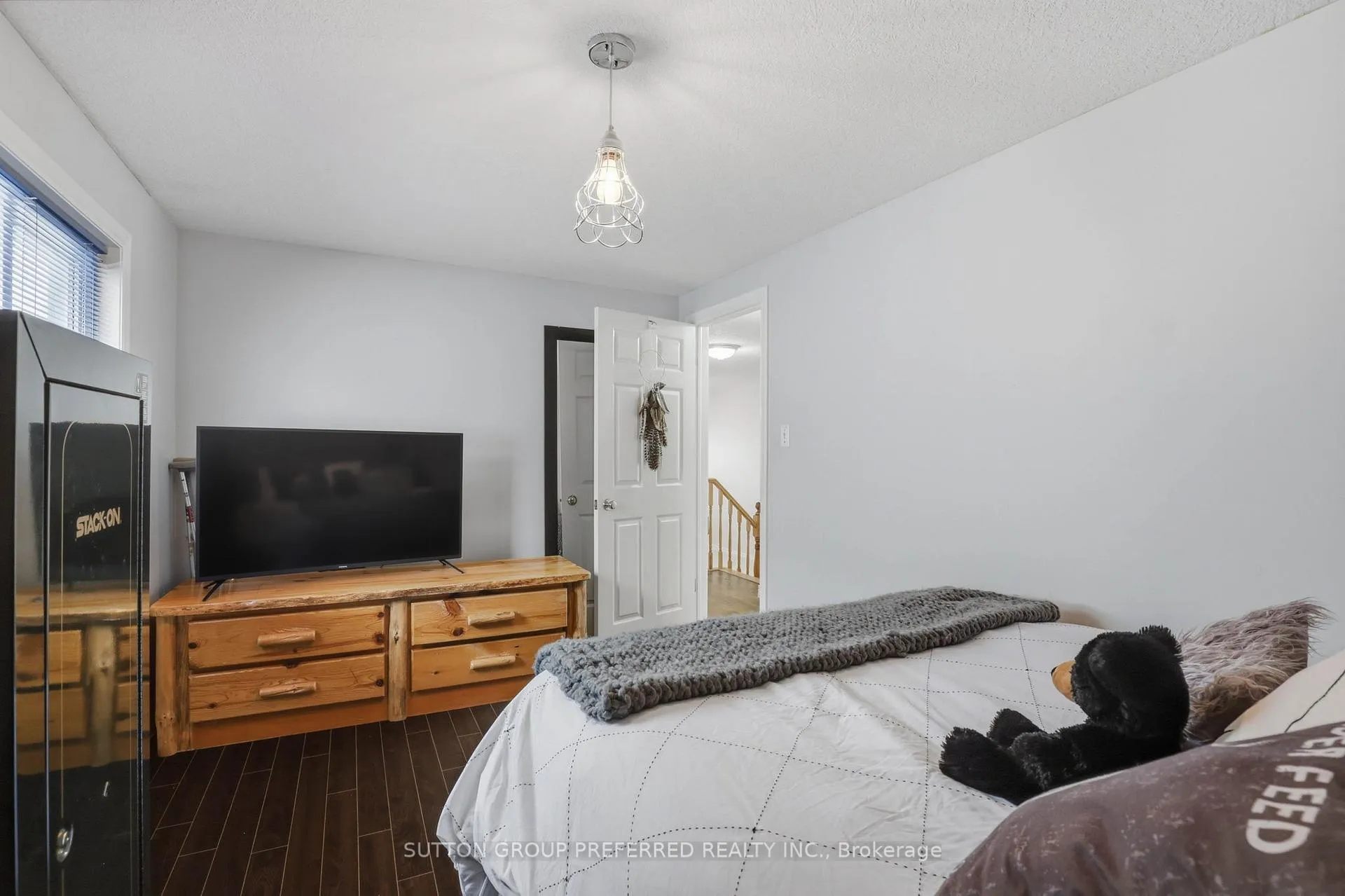 Photo 24 of 187 Hollyridge Crescent, Kitchener — HOMEH